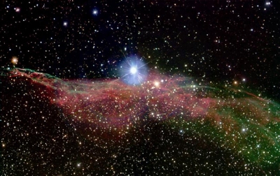 Туманность NGC 6069 в туманности Петля